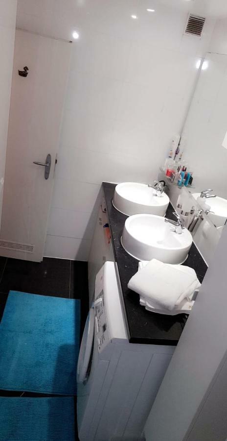 Sehr Schoene Drei Zimmer Deluex Wohnung In Sindelfingen Eksteriør bilde